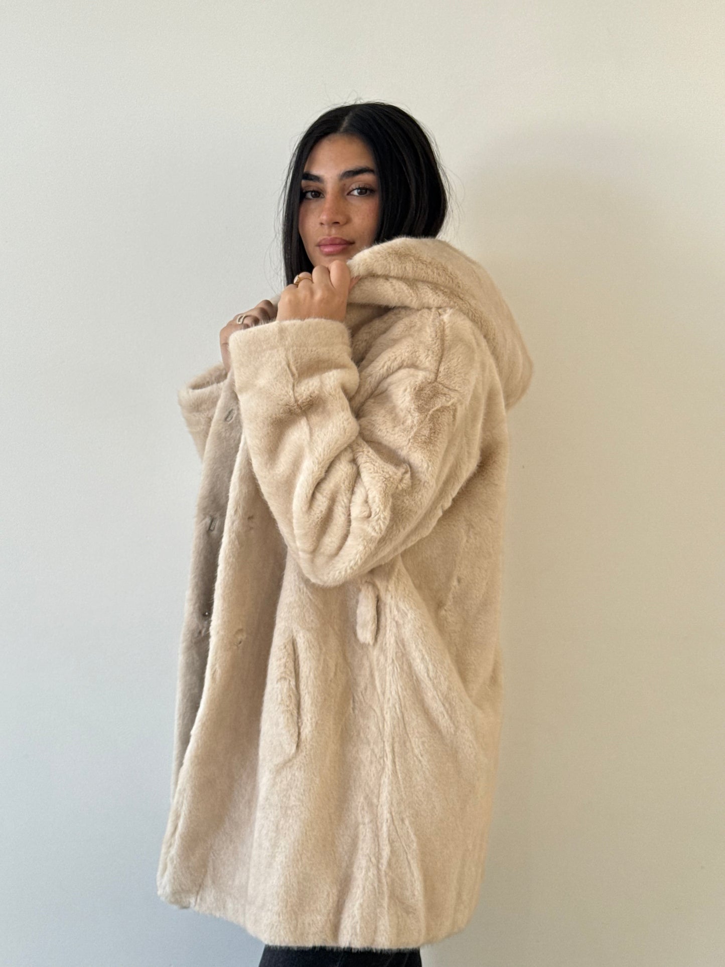 Manteau fourrure longue beige