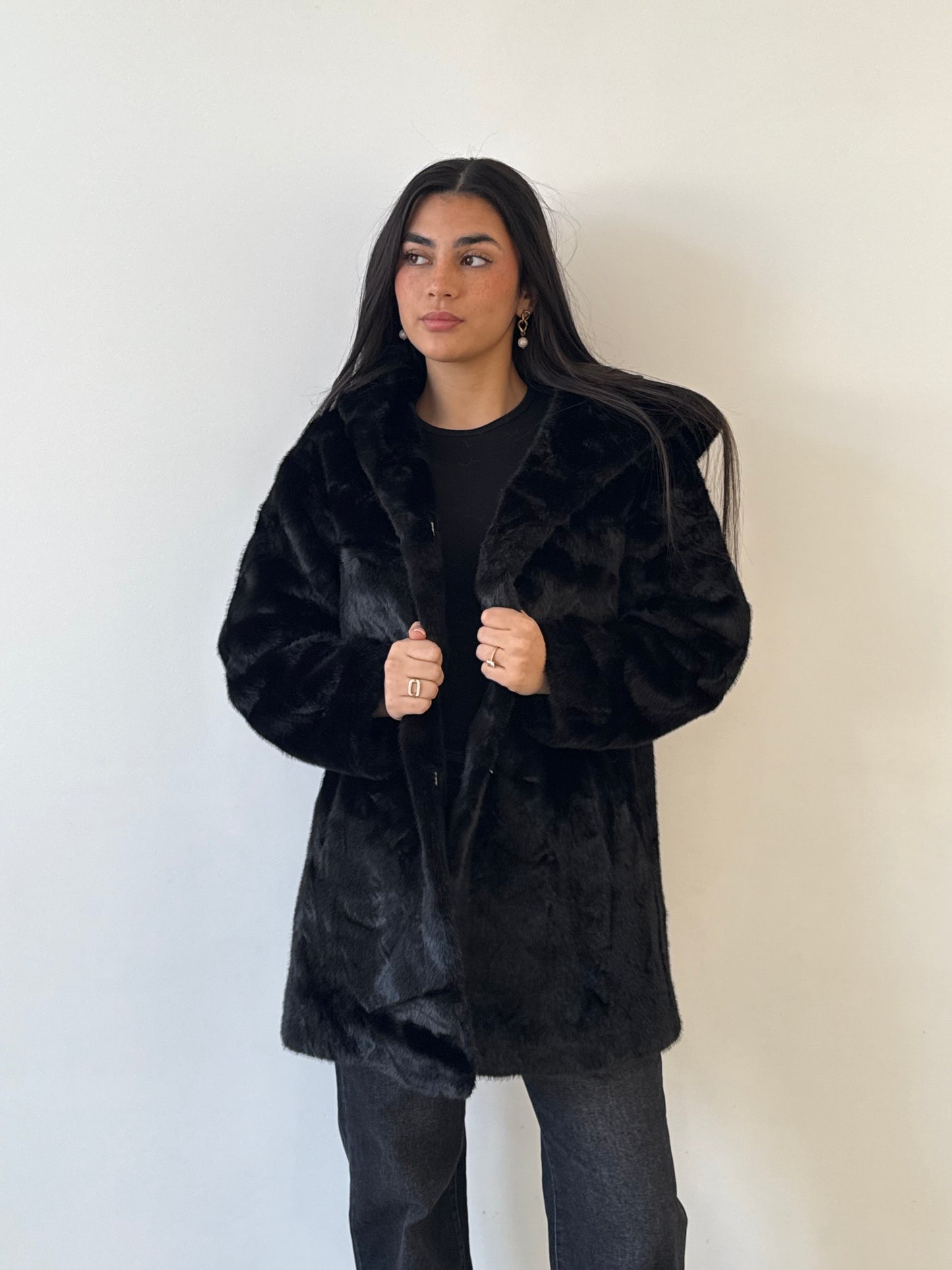 Manteau fourrure longue noir